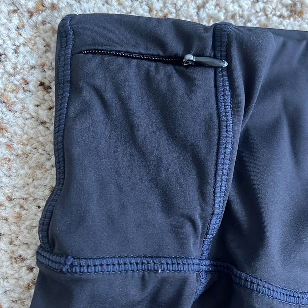 p’tula Black High-Waisted athletic sporty Leggings - Picture 5 of 12